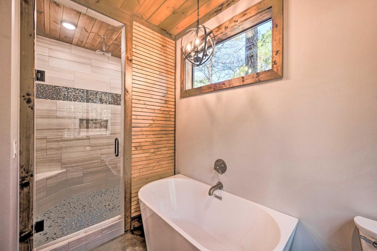 Broken Bow Lazy Dog Lodge With Hot Tub, Pool Table ภายนอก รูปภาพ