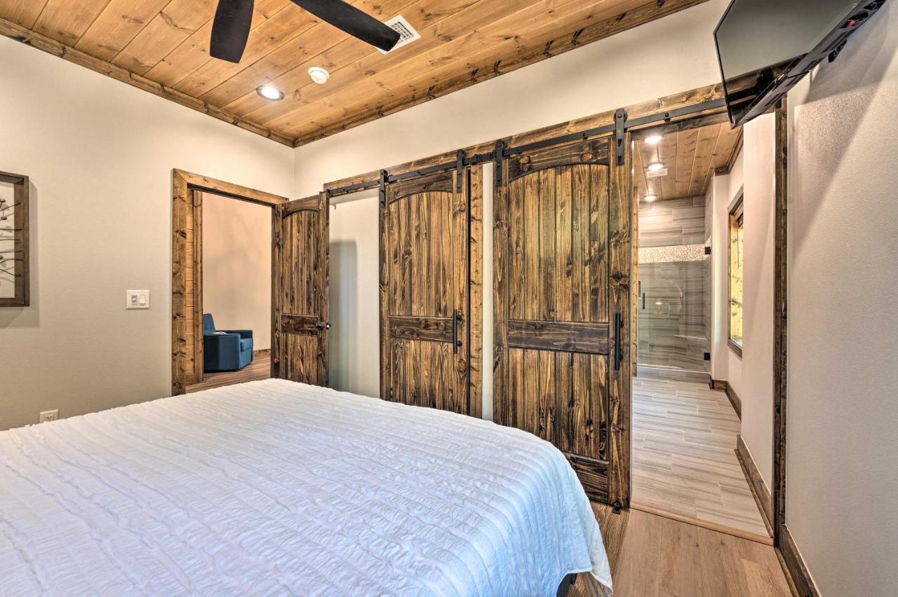 Broken Bow Lazy Dog Lodge With Hot Tub, Pool Table ภายนอก รูปภาพ